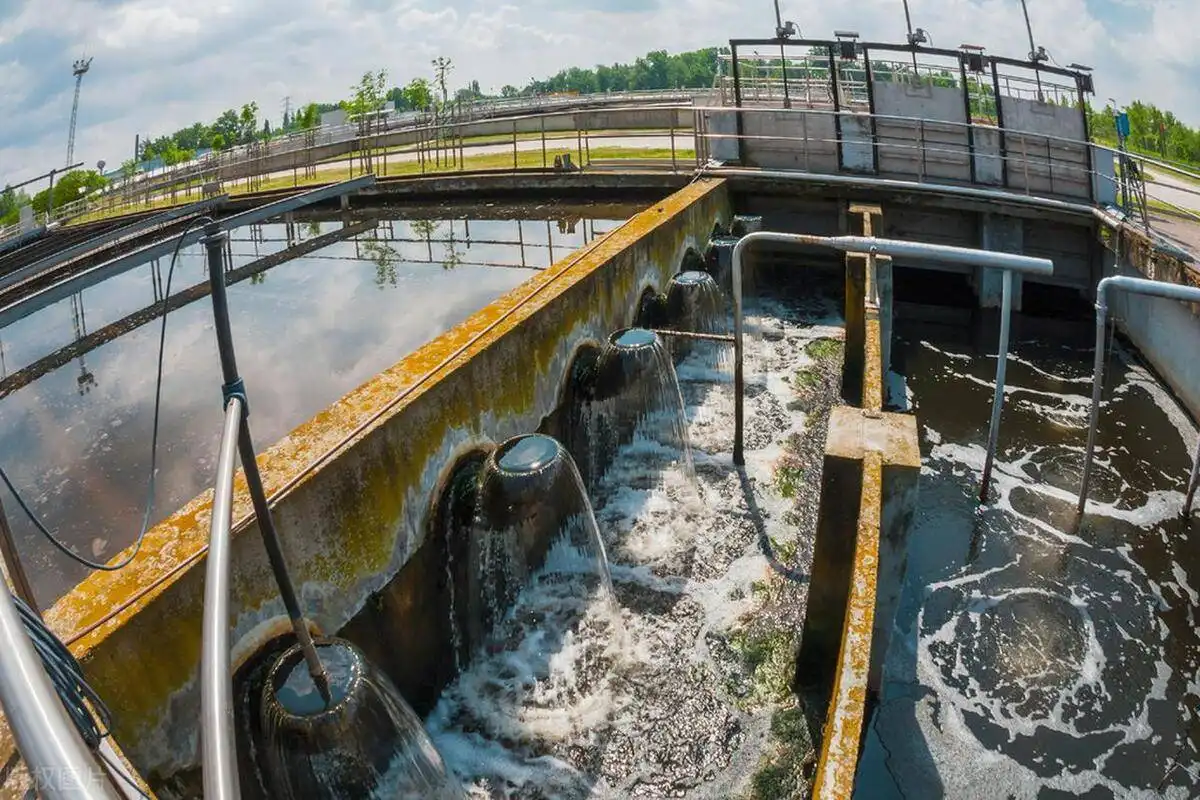 Is High-efficiency Fluoride Removal Agent safe for use in municipal water treatment?