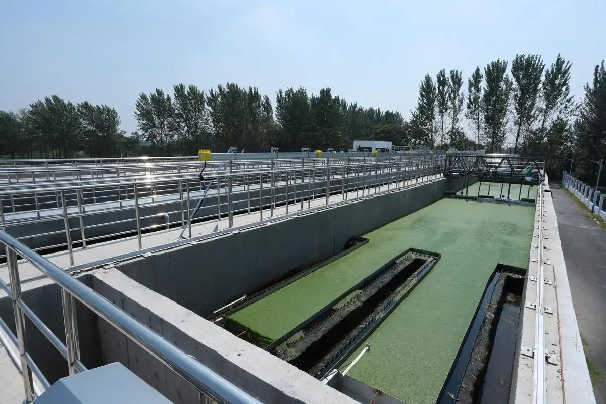 Can White Nano Al2O3 Thickener be used in food products?